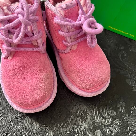 Ugg x Sesame Street neumel boots pink 9 toddler - Picture 14 of 15